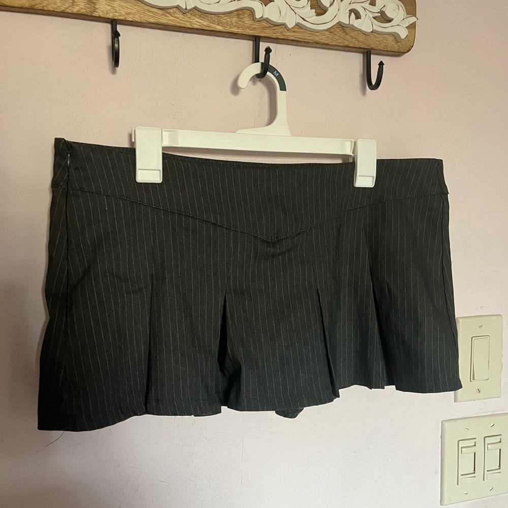 Micro skirt Women's Pinstripe Black  shorts under